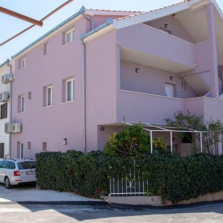 Apartment Ana Kaštela المظهر الخارجي الصورة