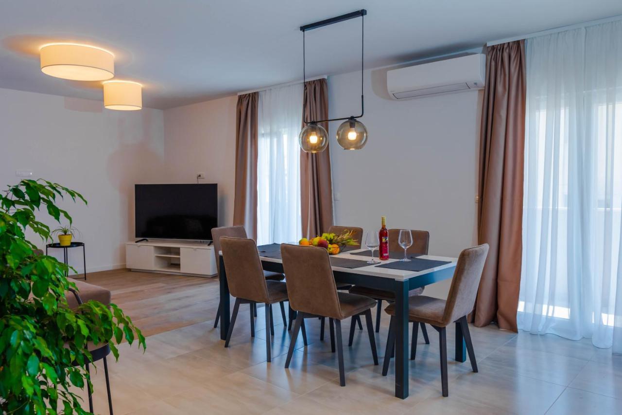 Apartment Ana Kaštela المظهر الخارجي الصورة